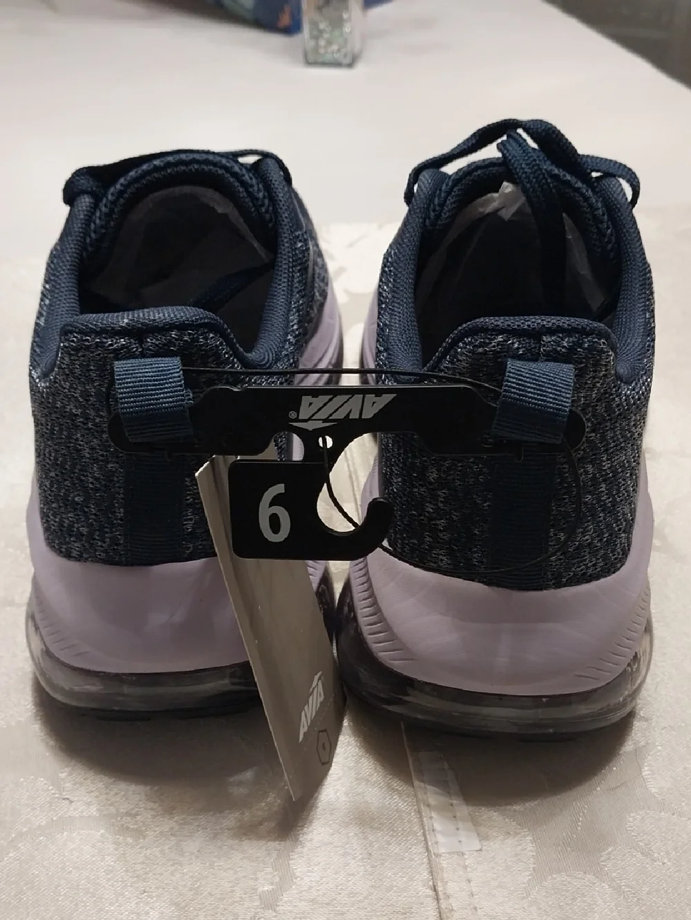 Avia nwt women